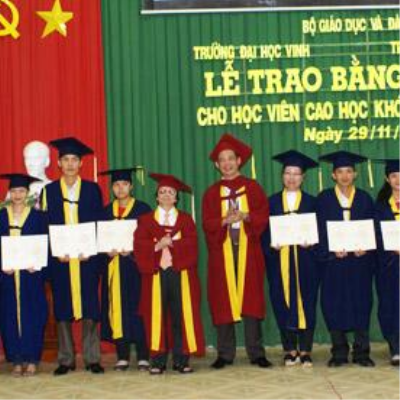 Lễ trao bằng thạc sĩ cho học viên cao học khóa XVI (2008-2011) của Trường Đại học Vinh liên kết với Trường Đại học Đồng Tháp. <a class='text-under italic white small-size' href='events.aspx?id=28&la=vn'>Xem thêm</a>