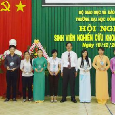 Hội nghị Sinh viên nghiên cứu khoa học năm 2011. <a class='text-under italic white small-size' href='events.aspx?id=30&la=vn'>Xem thêm</a>