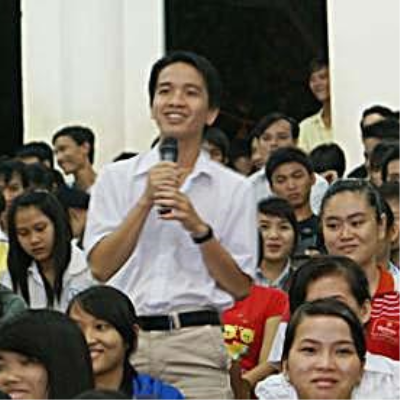 Đối thoại giữa lãnh đạo nhà trường, khoa, phòng chức năng với đại diện các lớp sinh viên. <a class='text-under italic white small-size' href='events.aspx?id=32&la=vn'>Xem thêm</a>