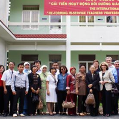 Hội thảo cải tiến các hoạt động bồi dưỡng giáo viên các nước Đông Nam Á. <a class='text-under italic white small-size' href='events.aspx?id=5&la=vn'>Xem thêm</a>