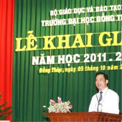 Lễ Khai giảng năm học 2011 - 2012. <a class='text-under italic white small-size' href='events.aspx?id=9&la=vn'>Xem thêm</a>