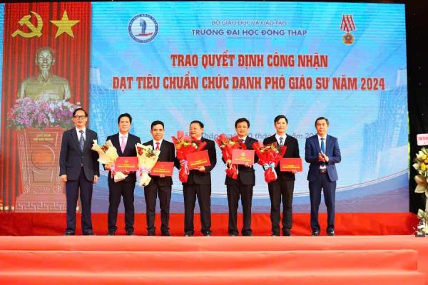 Trường ĐH Đồng Tháp khai giảng năm học mới, đón 4.331 tân sinh viên