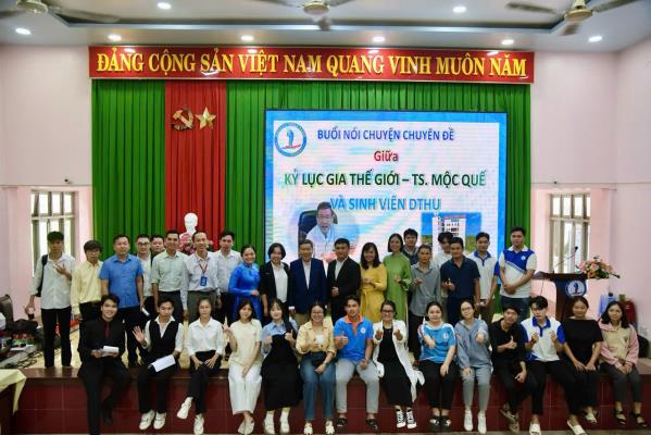 Tọa đàm chuyên đề “Sáng tạo và Khởi nghiệp trong điều kiện chuyển đổi số và hội nhập” với Kỷ lục gia Thế giới - Tiến sĩ Mộc Quế 