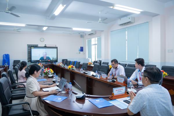 Trường Đại học Đồng Tháp khai giảng lớp Tiếng Hoa dự bị và giới thiệu Chương trình INTENSE