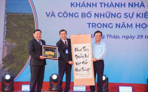 Phó Chủ tịch Quốc hội gợi ý chiến lược phát triển Trường Đại học Đồng Tháp